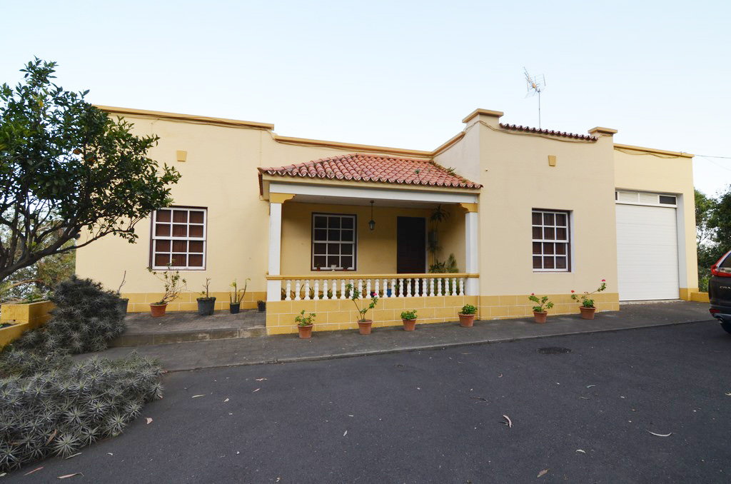 A la venta casa de campo en la zona de La Rosa en Villa de Mazo.