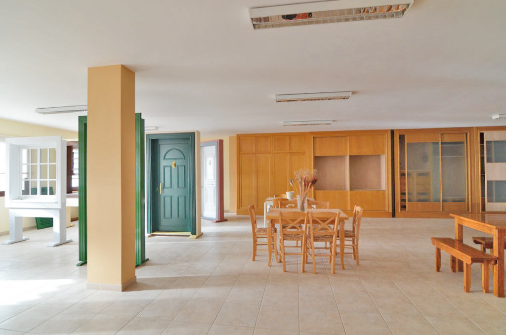 A la venta local comercial a las afueras de S/C de La Palma