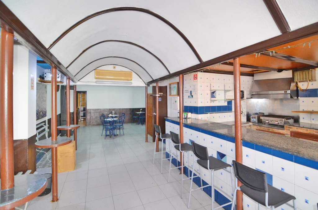 🍻 ¡OPORTUNIDAD DE TRASPASO – BAR CON LICENCIA EN SANTA CRUZ DE LA PALMA!